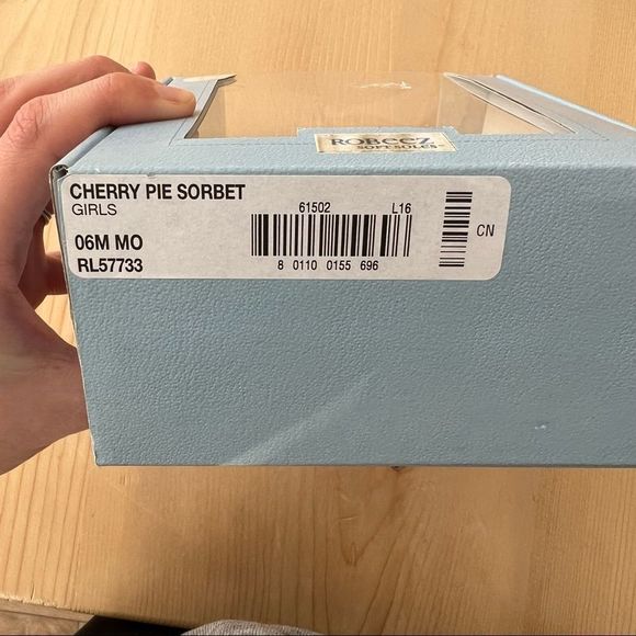 Baby Girl 0-6 Month  Robeez Leather Moccasin Shoes - Picture 8 of 9